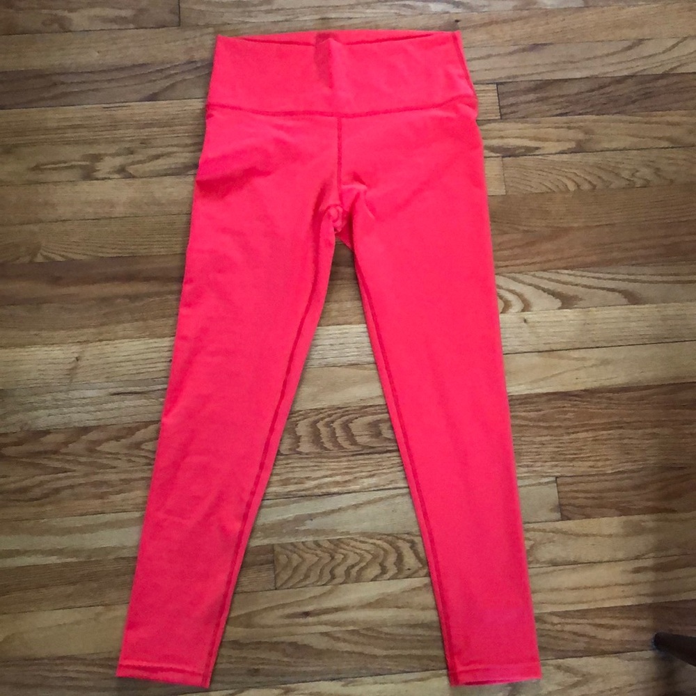 Athletic leggings
